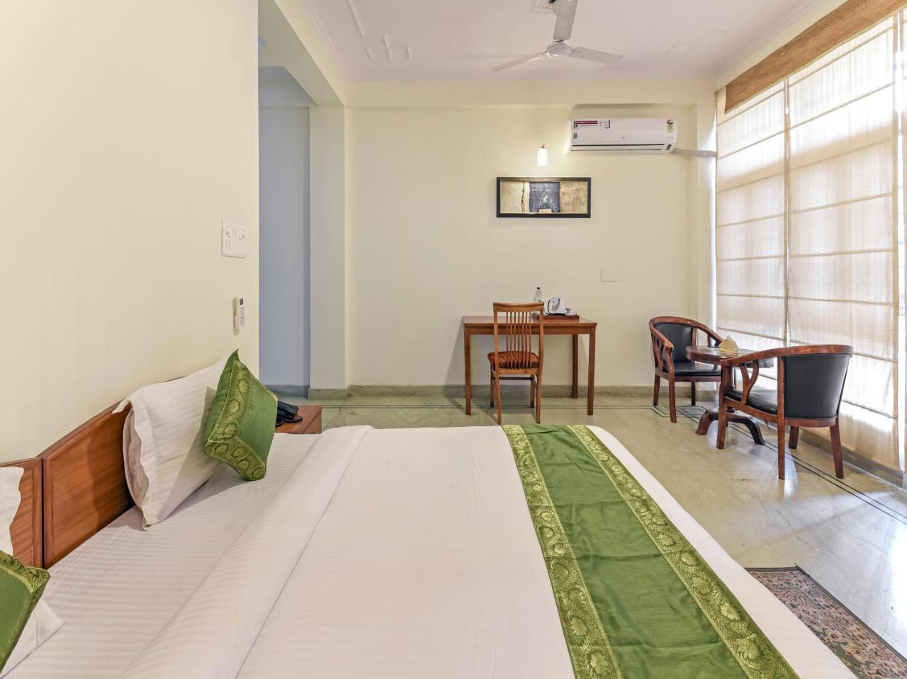 Treebo Trip The Nest Corporate Hotel Greater Noida Ngoại thất bức ảnh